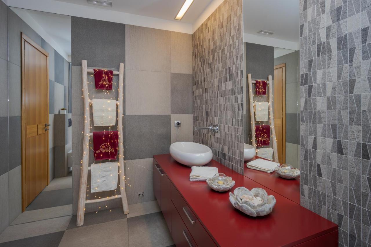 Ferienwohnung Artemis Luxury Penthouse By Estia Iraklio Exterior foto